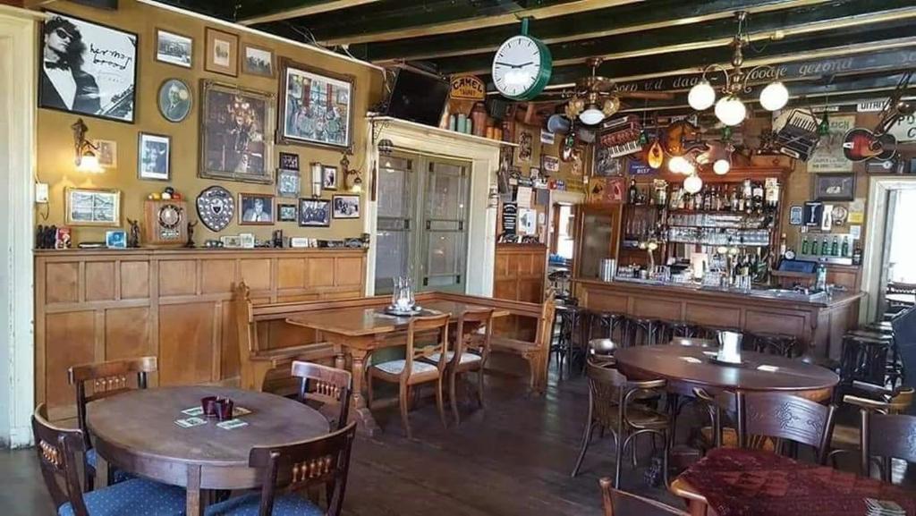 Hotel Café Zaal Heezen room 1
